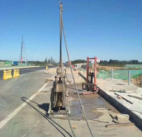 南岸公路高聚物注浆加固